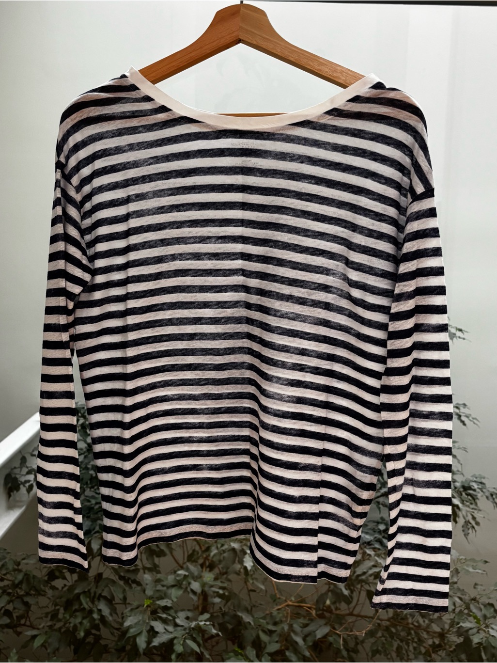 Majestic Filatures Long-Sleeve Boatneck Top - Navy And White